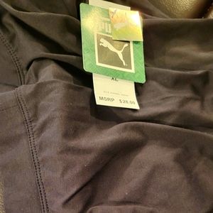 Girls size 14 Puma stretch pants.